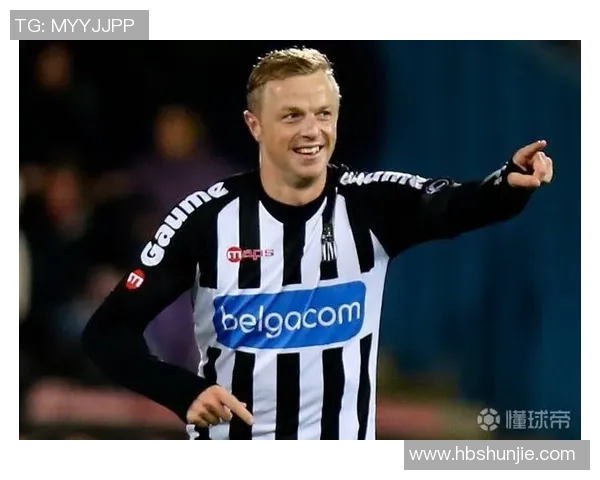 亨克与梅赫伦激战正酣谁能在这场对决中笑到最后 亨克与梅赫伦激战正酣谁能在这场对决中笑到最后